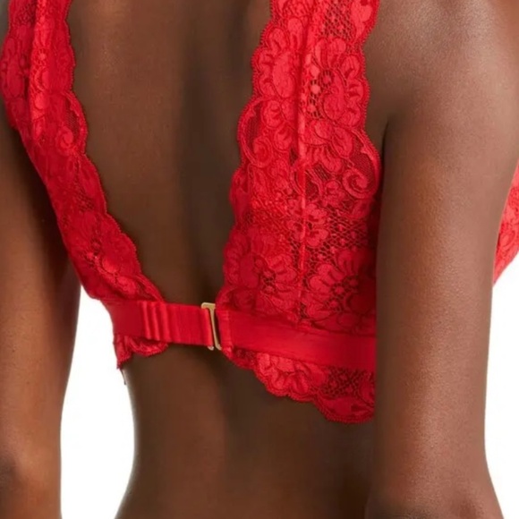Free People -We are HAH -Got Ur Back Bra in Siren Red Size M - Picture 3 of 6